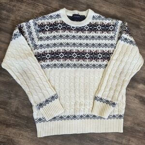 Vintage Ivory and Navy Patterned Crewneck Sweater